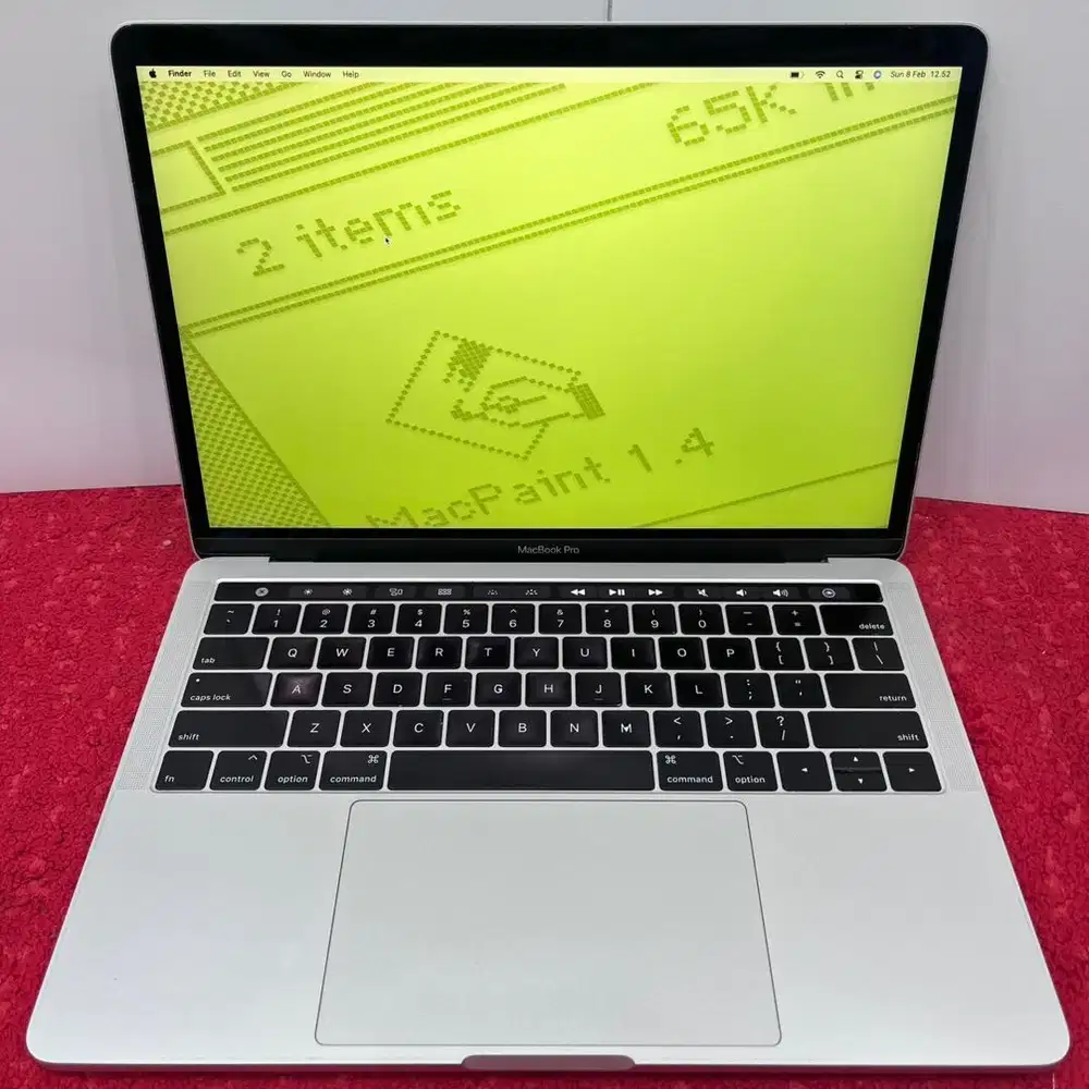 Macbook Pro 13 inch, 2019  Four Thunderblot 3 ports