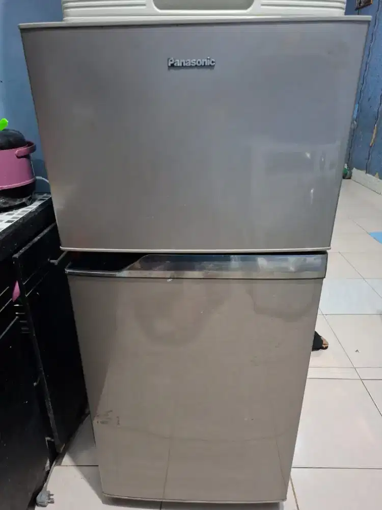 Kulkas Panasonic 2 pintu NR-B209N