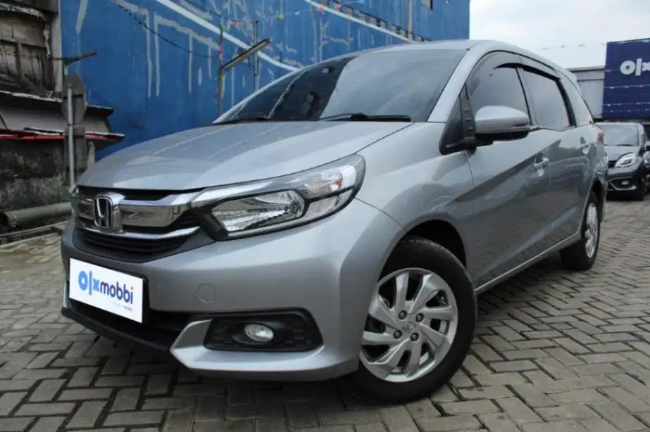 DP RENDAH Honda Mobilio 1.5 E Bensin-AT 2017 0PU