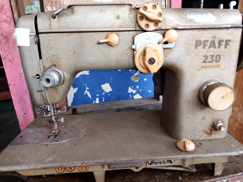 Mesin jahit PFAFF 230 BUATAN JERMAN