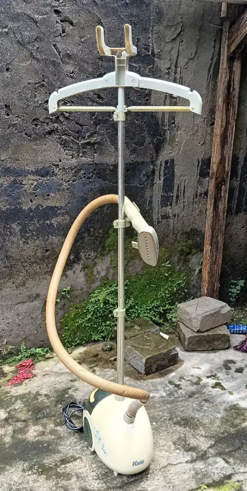Setrika uap/Garment Steamer KRIS 1,8L