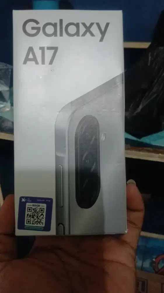 Handphone samsung a17 ram 8/128