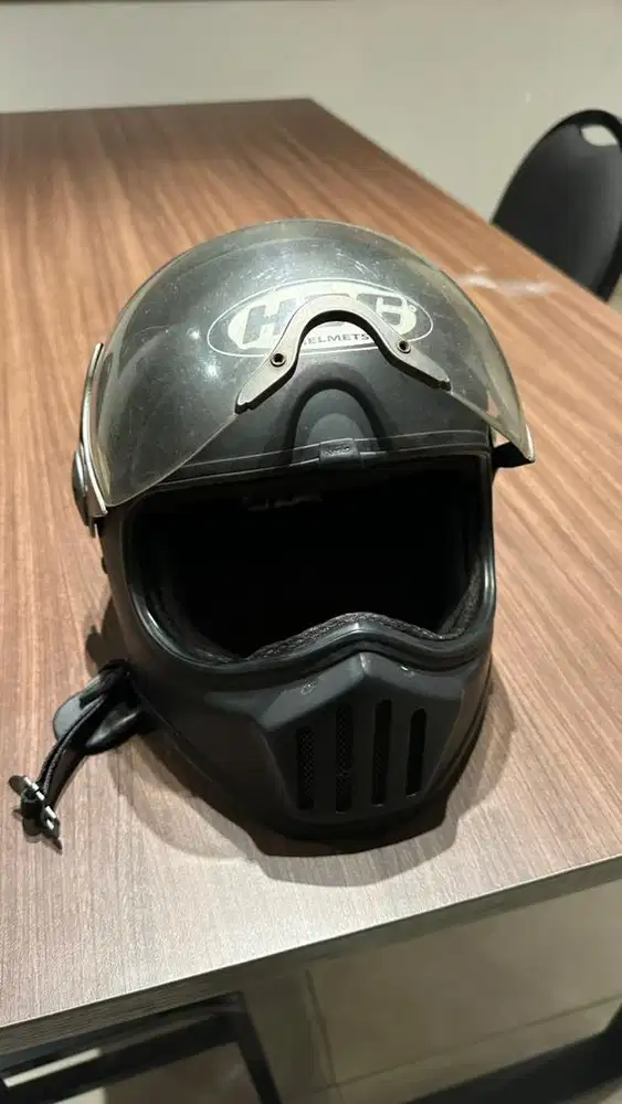 Helm cakil HBC hitam doff