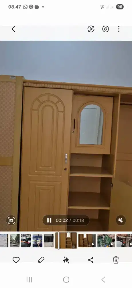 2 lemari baju 5 pintu gratis rak buku