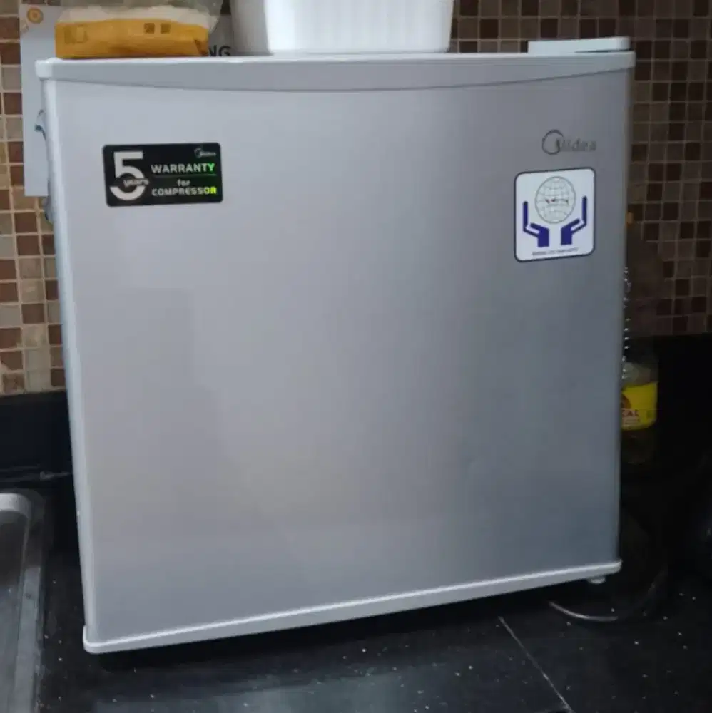 DIJUAL KULKAS MIDEA MURAH