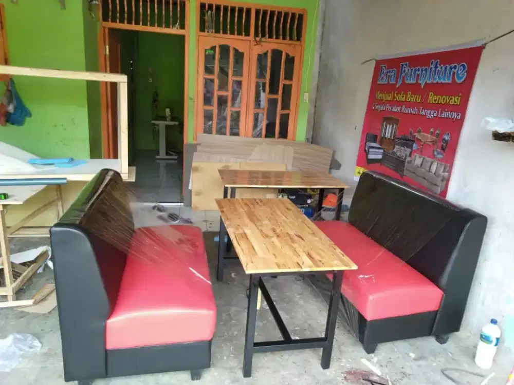 Sofa Cafe minimalis merah_hitam kain kulit 2 sofa +1Meja