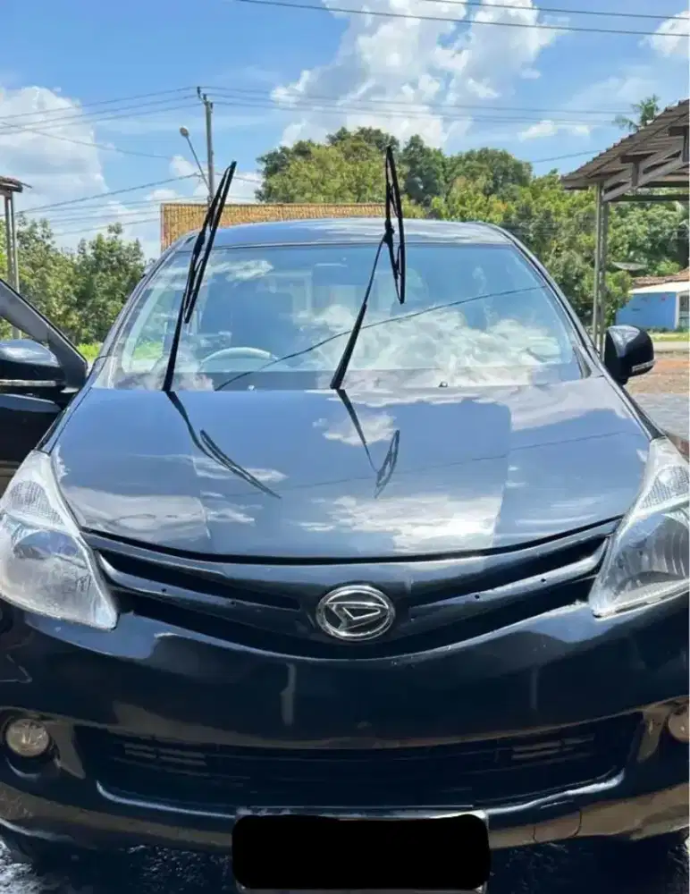 Daihatsu Xenia Type M tahun 2012