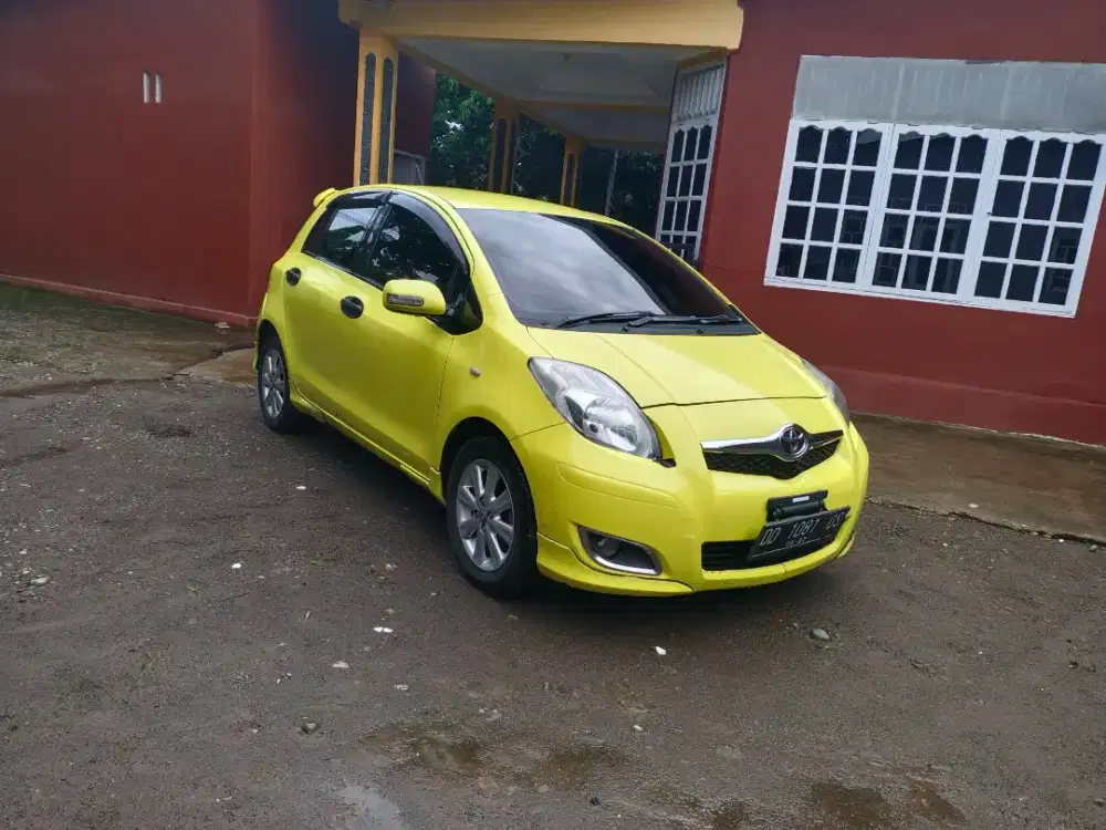 Toyota Yaris E matic