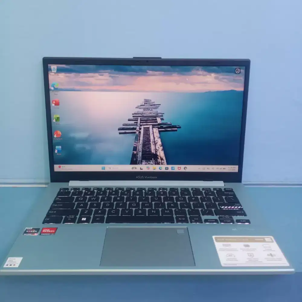 Asus vivobook E1404F