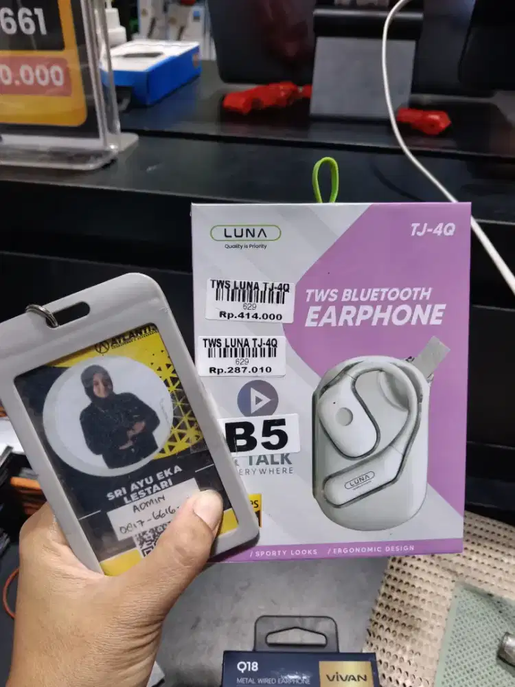 VIVAN WIRED EARPHONE Q18 ATLANTIS DAHSYAT