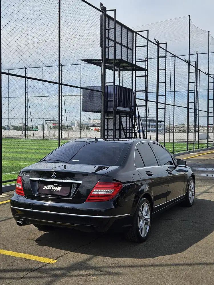 Mercedes-Benz C200 2013 Bensin