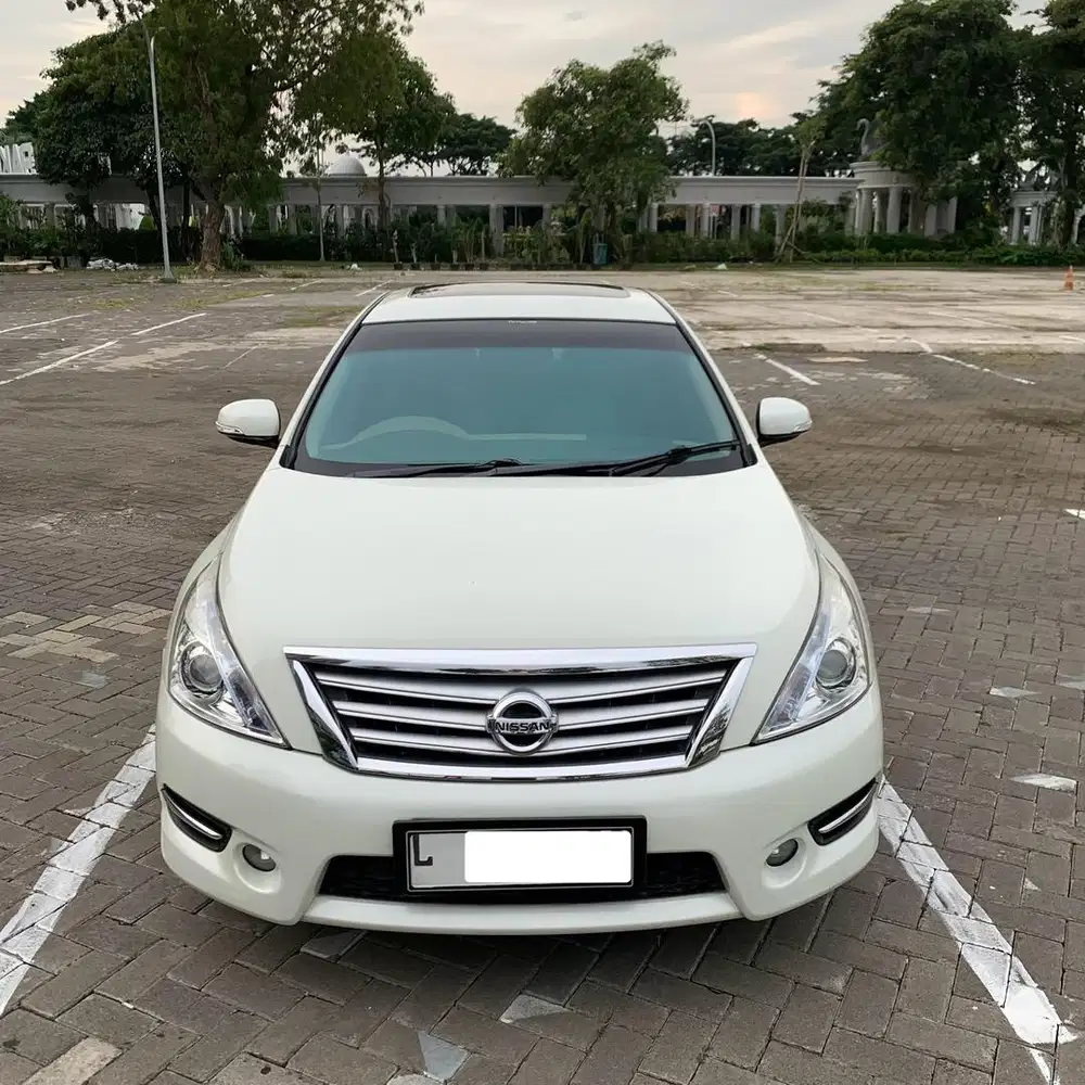 Low Km 50rb Nissan Teana XV CVT 2013 / 2014 Istimewa Siap Pakai