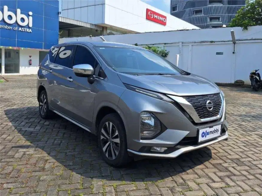 LOW DP Nissan Livina 1.5 New VL Bensin-AT 2019 KYN