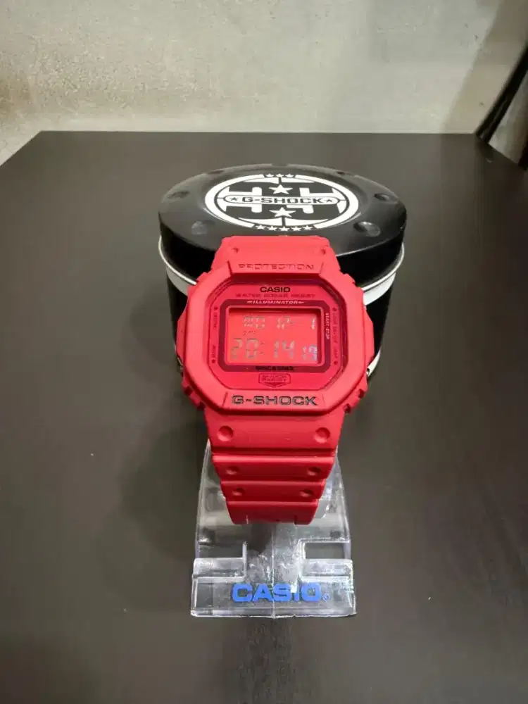 Gshock Red 5600