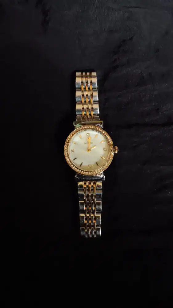 Jam Tangan Wanita Impor dari Saudi Arabia
