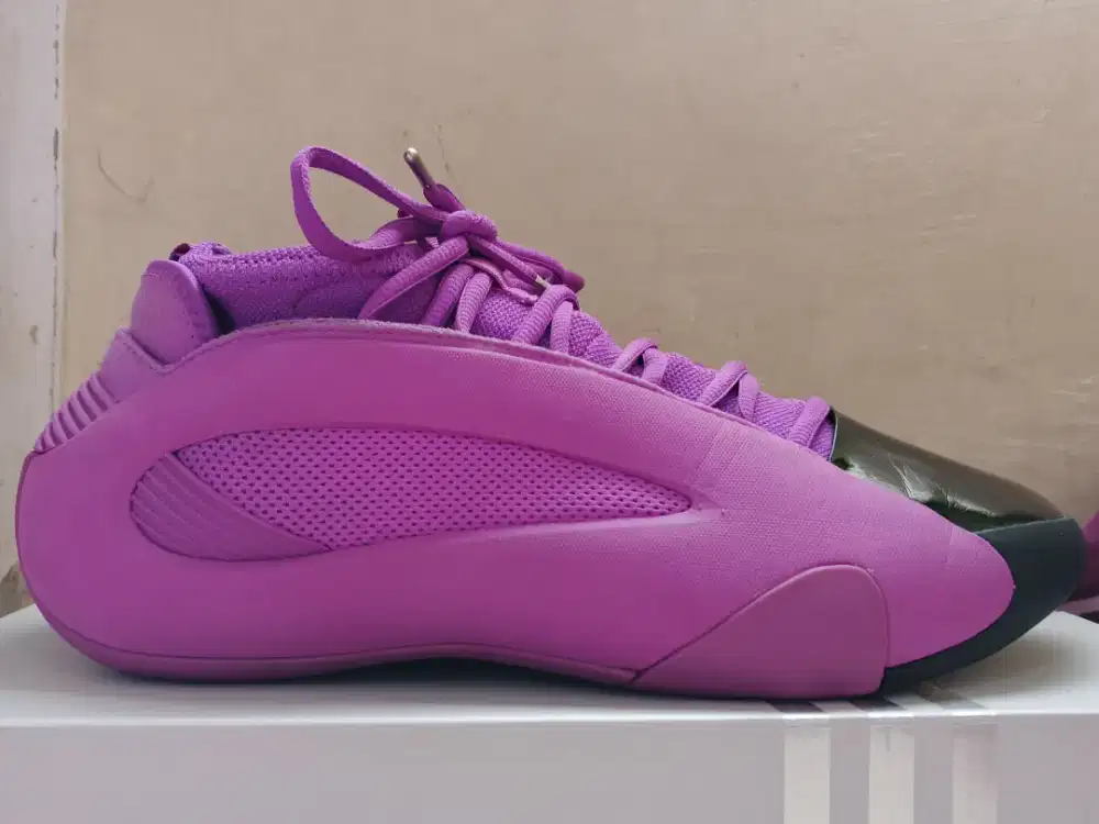 Sepatu Basket Adidas Harden Volume 8