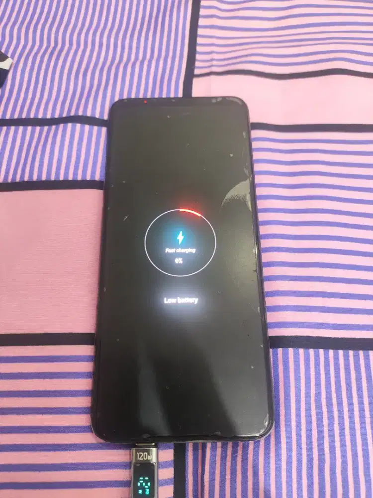 Asus ROG 6 mentok logo