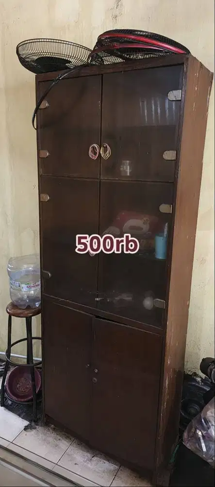 ETALASE LEMARI KAYU KACA