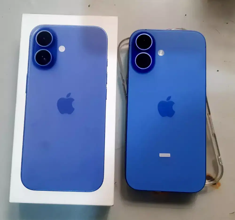 iPhone 16 128GB Ultramarine