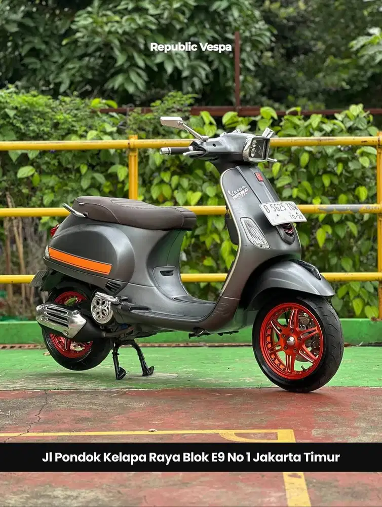 TERMURAH Piaggio Vespa S 125 IGET TAHUN 2019 Warna Abu Doff