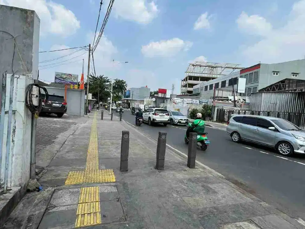 Dijual Tanah dan Bangunan di Pondok Bambu Jakarta Timur