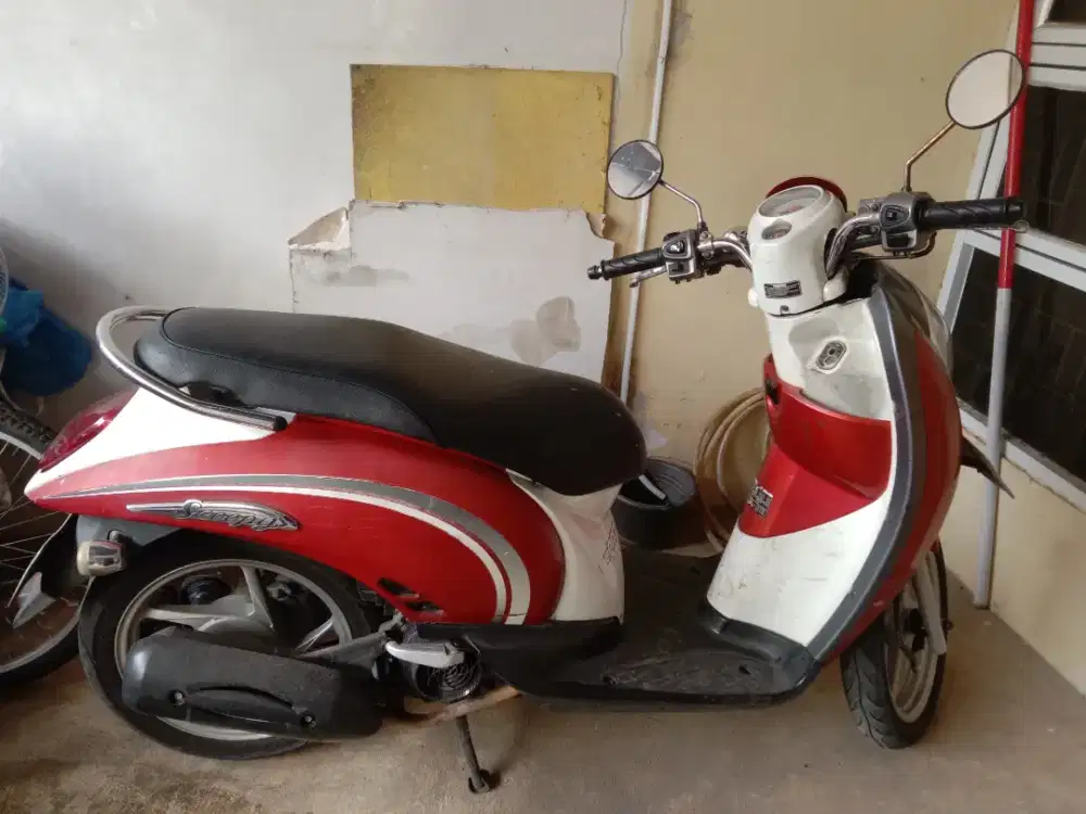 Honda Scoopy 2011