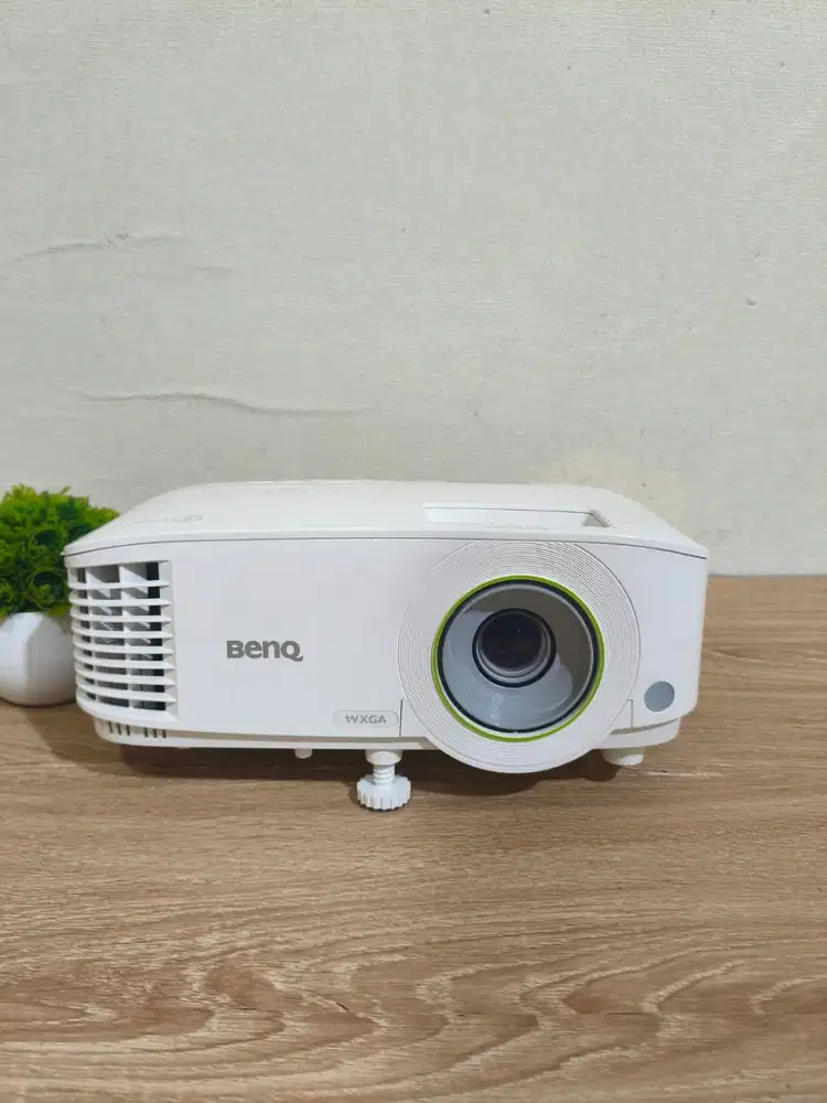PROMO AWAL TAHUN!!Smart Proyektor BENQ EW600 DLP Tech WXGA (1024×768