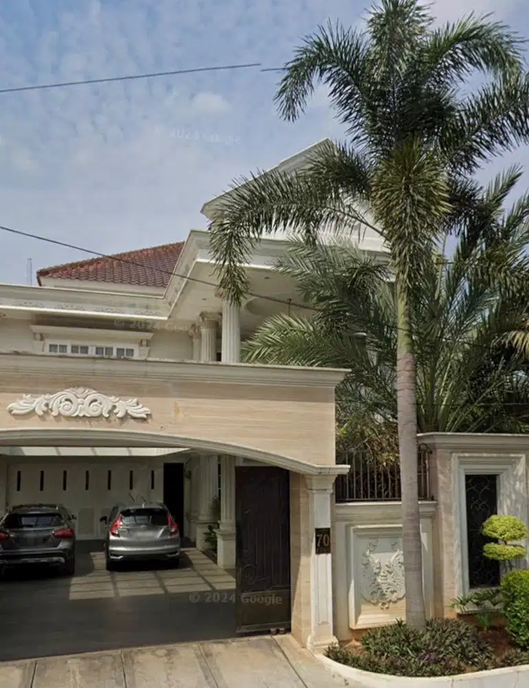 TANGAN PERTAMA JUAL RUMAH MEWAH BESERTA ISINYA NEGO HALUS