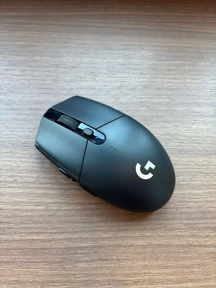 Mouse Logitech G304 Lightspeed Wireless