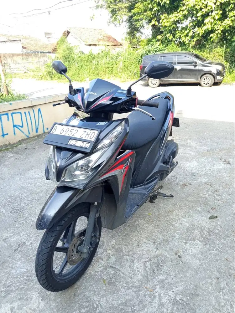 VARIO 125 KZR 2015 PAJAK HIDUP CASH ONLY KREDIVO INDODANA CC 0% ALISTA