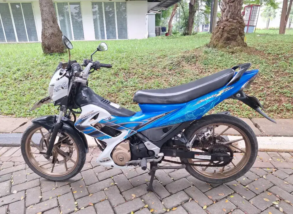 Suzuki satria fu thn 2011 B tgr kota