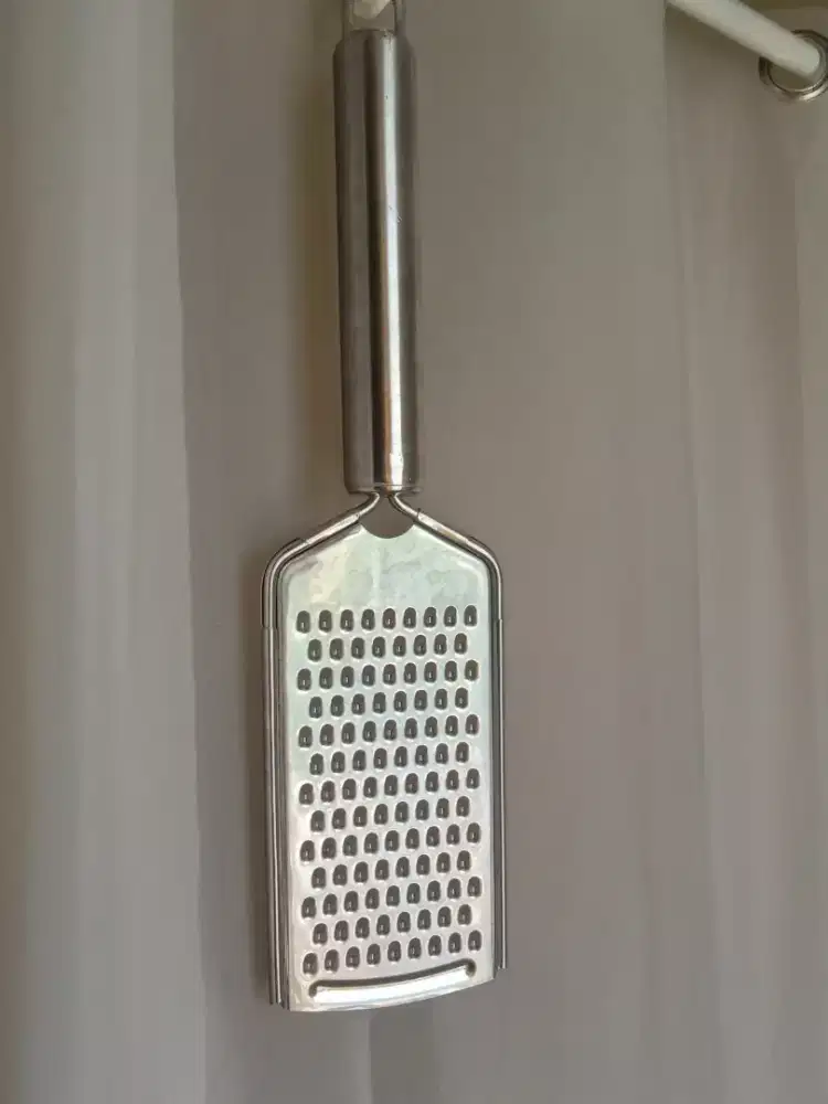 Parutan Keju Stainless