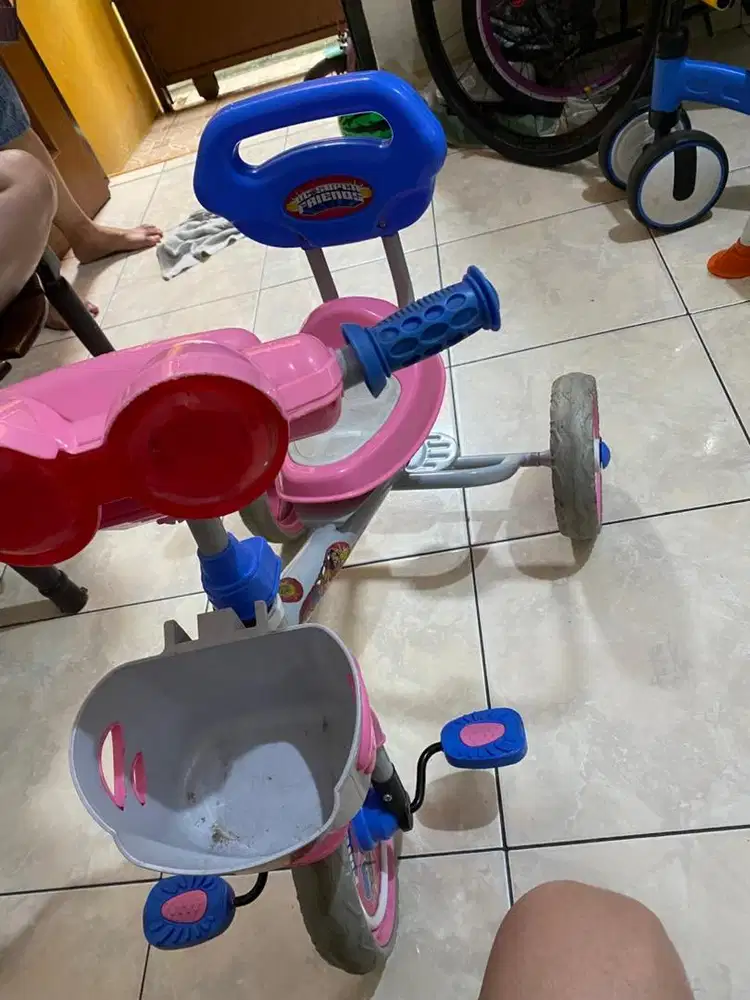 Sepeda Anak Roda 3 Merk Family