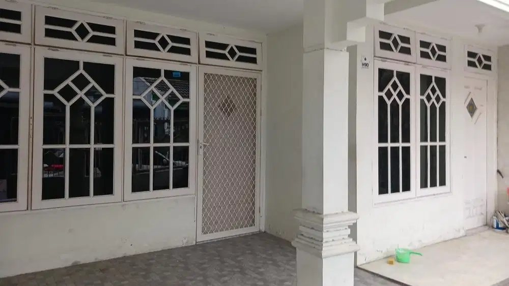 Disewakan Rumah Nyaman Aman Strategis Bebas Banjir