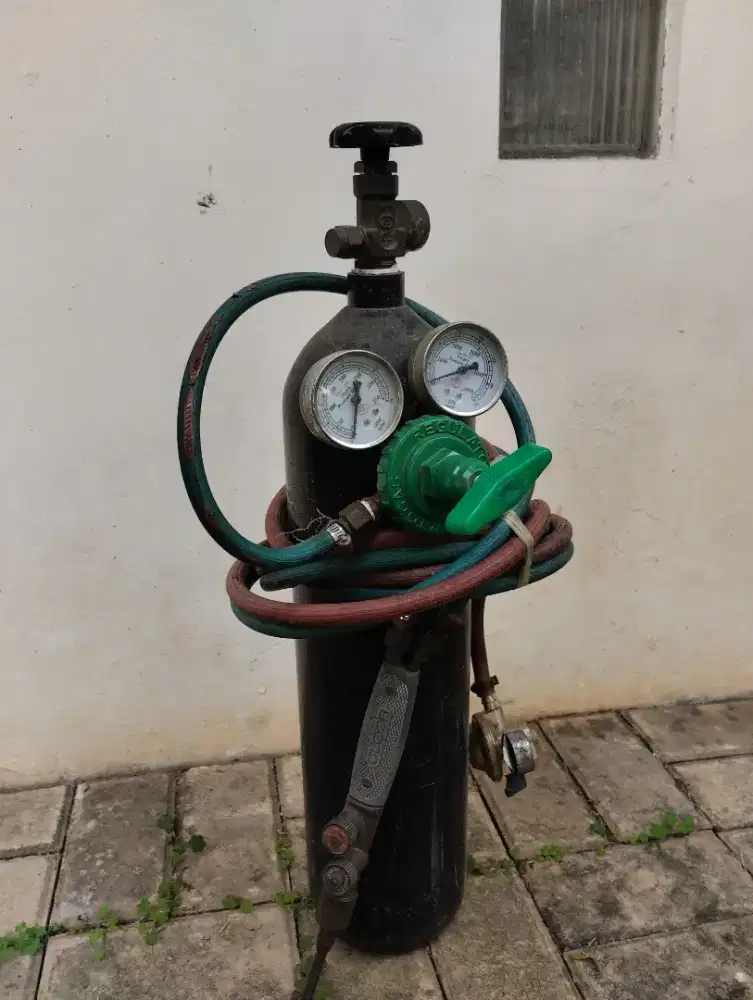 Mesin las merek Gloor