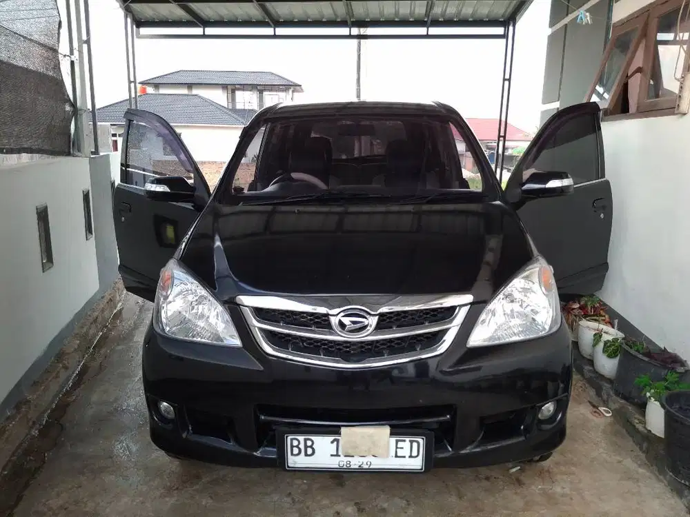 Mobil Xenia Ci 1300 cc thn 2010 pemakaian pribadi