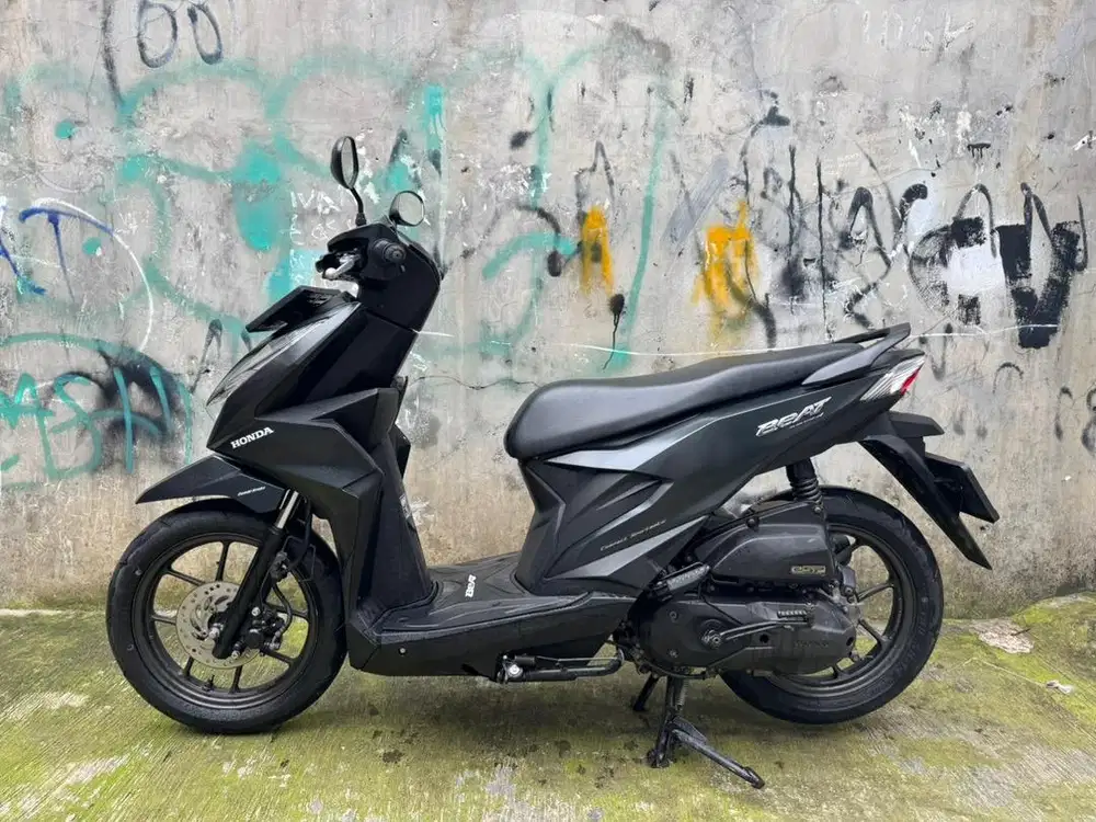 Honda Beat deluxe thun 2021 pajak hidup mesin halus jozz siap gas gan.