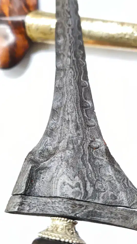 Pusaka sepuh langka antik unik kuno rare keris jalak mbonang rinenteng