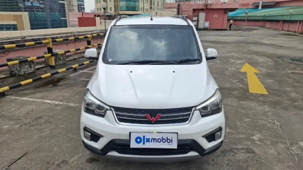 Wuling Confero S 1.5 C Lux Bensin-MT 2020