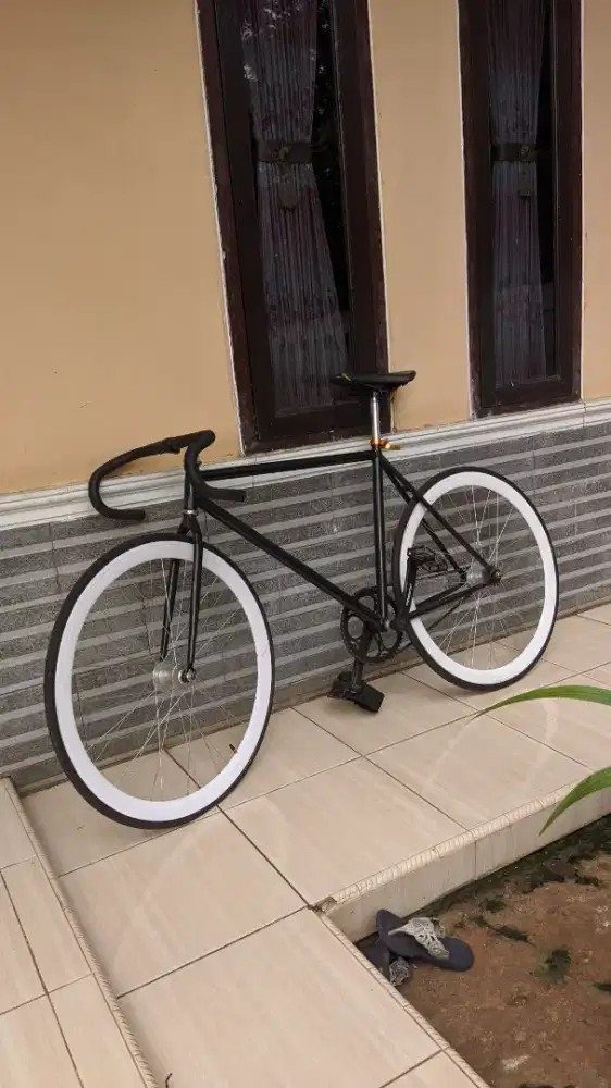 sepeda fixie bekas