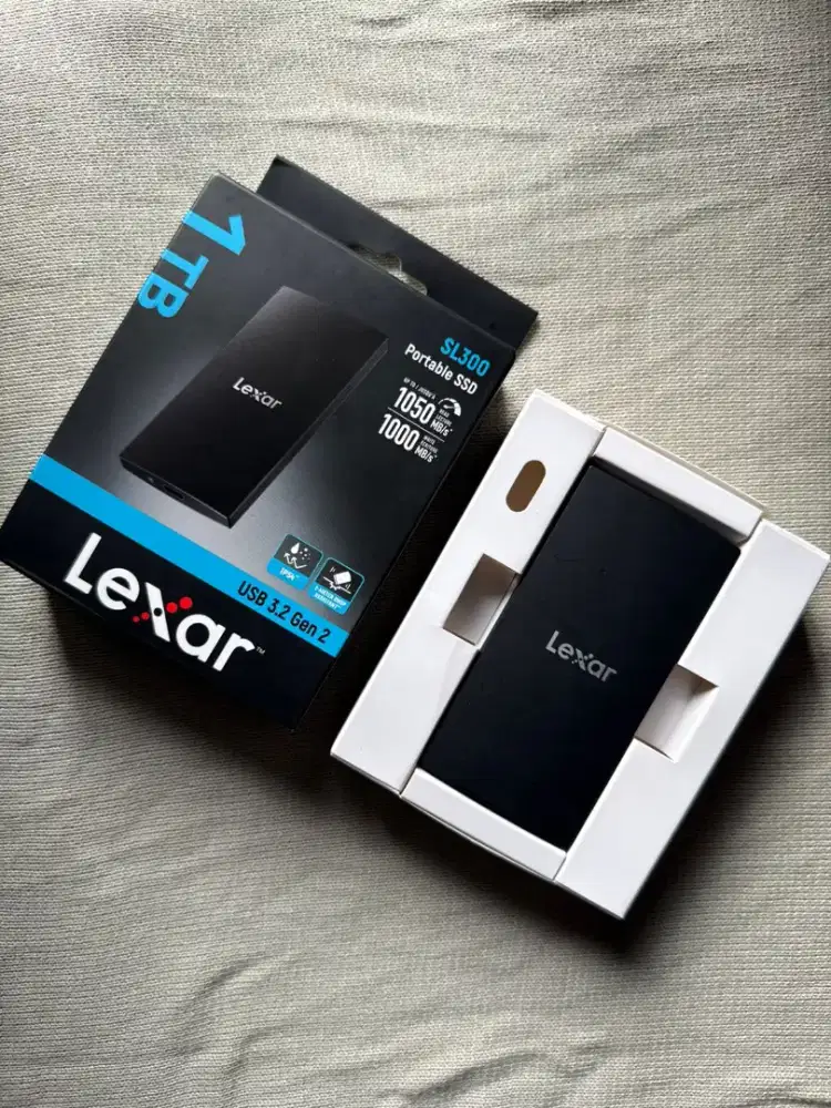 SSD PortableLexar SL300 1TB 1050mb/s mulus fullset harga net