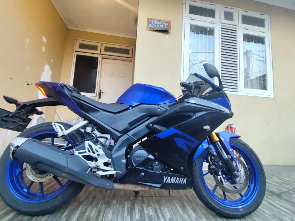 Dijual Yamaha R-15 V3