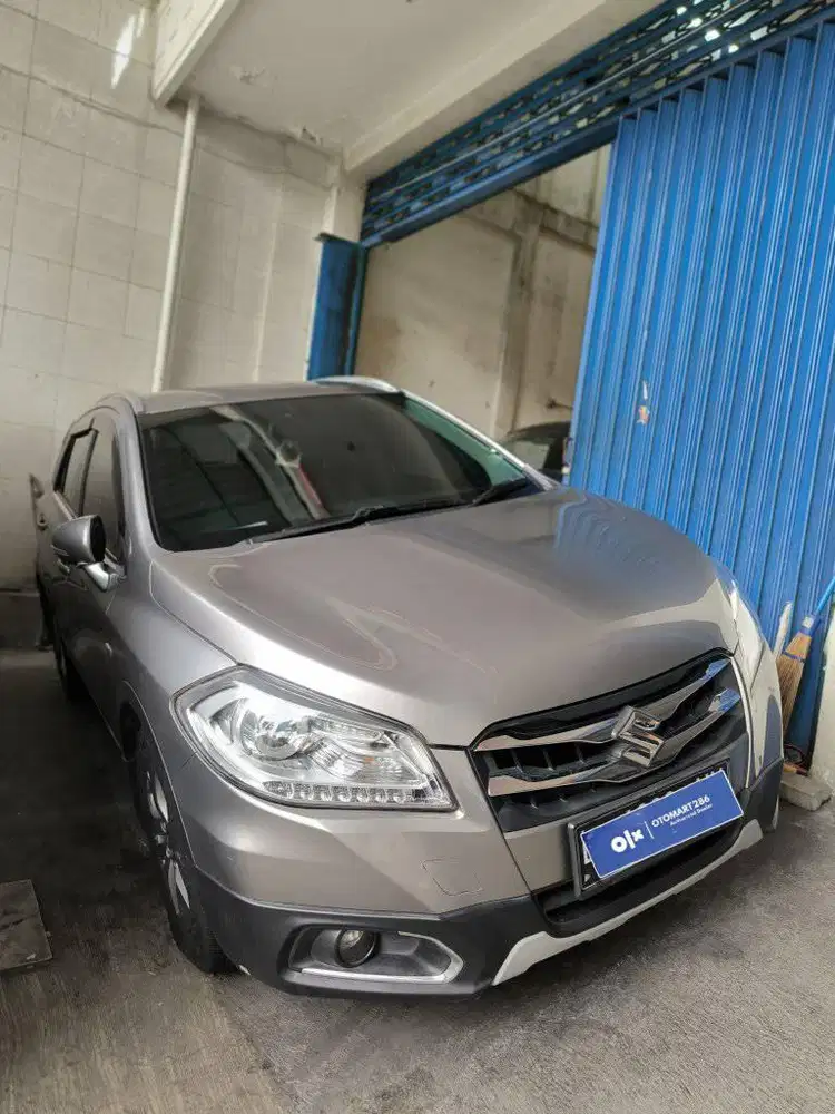 SUZUKI S-CROSS 1.5 A/T 2017 ABU METALIK MURAH  OTOMART 286 KENJERAN