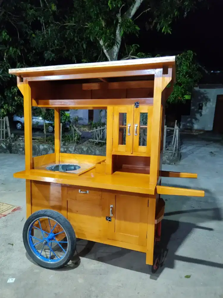 Jual Gerobak Angkringan,Bakso,Mie Ayam,Bubur,Roti BakardlL.