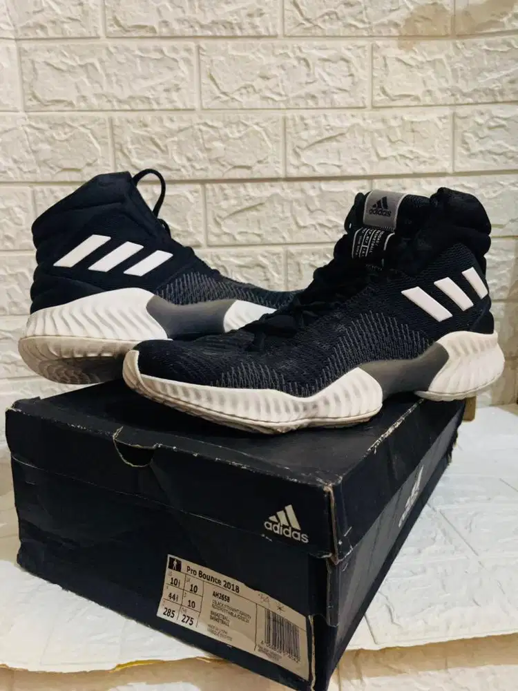 Sepatu Basket Adidas Pro Bounce 2018 Original