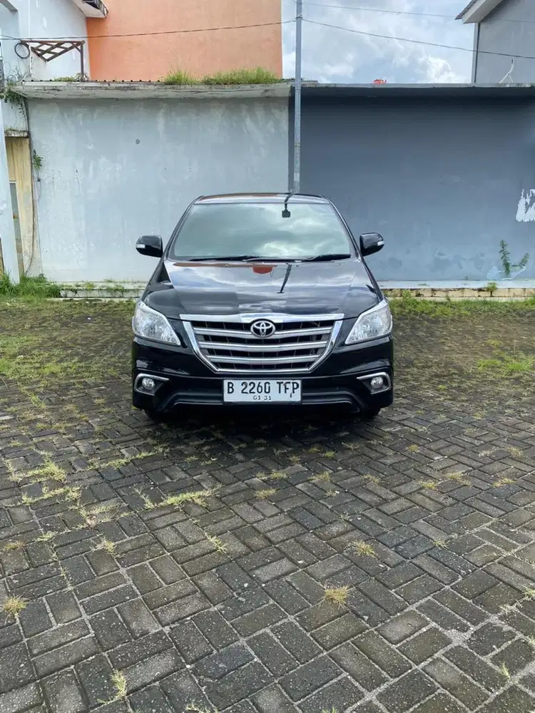 Toyota Kijang Innova 2015 Bensin