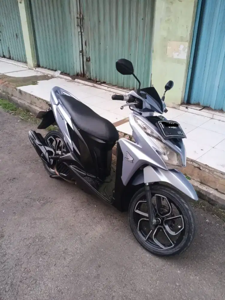 VARIO 125 KZR 2012