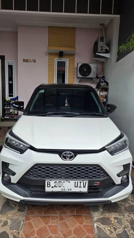 Jual Toyota Raize 1.0 Turbo GR two tone (putih hitam) Agustus 2023