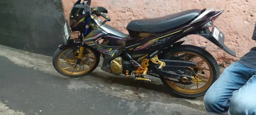 Jual motor Satri fu