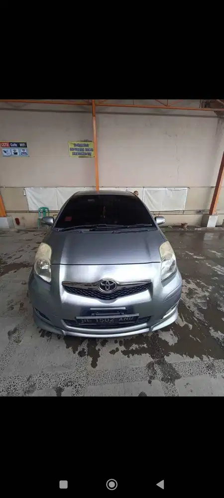 Toyota yaris type S tahun 2011 MT